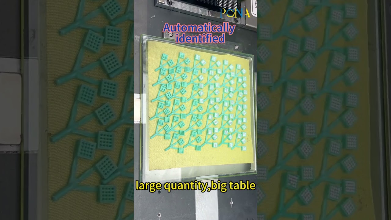 Wax model in a large quantity and big stable inlaid.