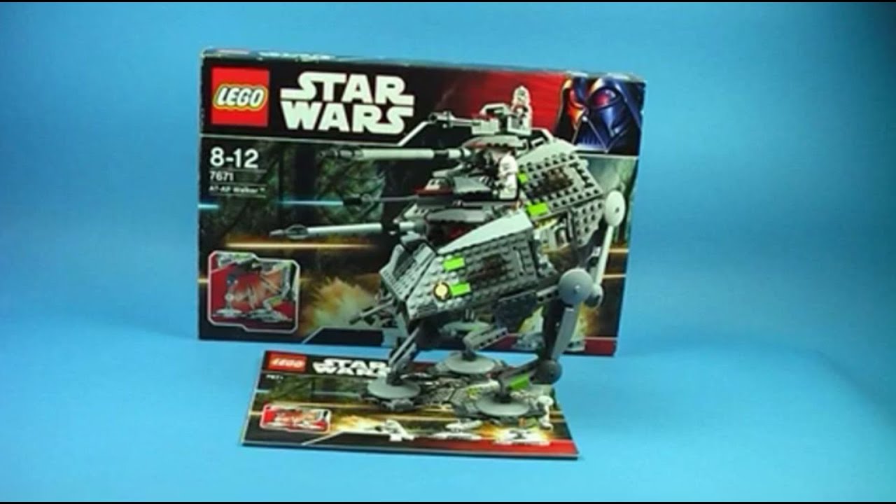 Building LEGO® At-Ap Walker – (7671) – Klokriecher
