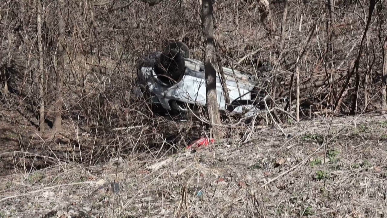 Two juveniles walk away with minor injuries after rollover crash - YouTube