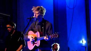 Video thumbnail of "Jonas Alaska - Oslo 2011-11-10 - Morninglight"