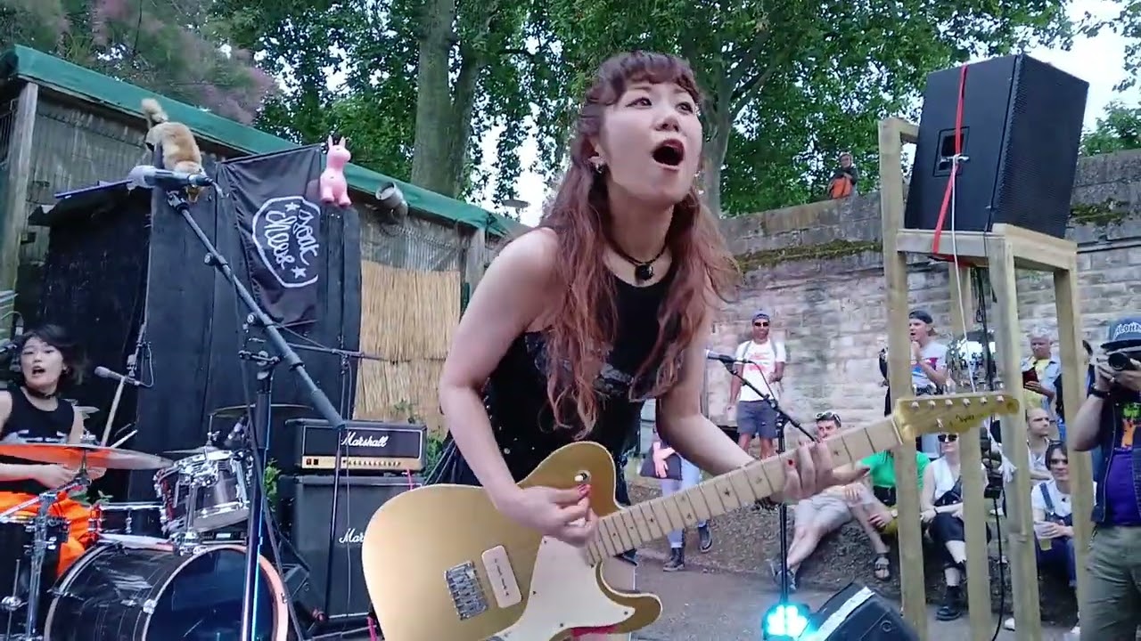 The Let's Go's 神出鬼没のR&Rショー, Live in Tours