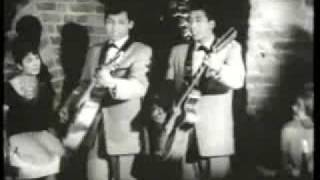 Video thumbnail of "Blue Diamonds Ramona-1960 No.1 Hit Song"