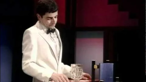 Rowan Atkinson Live - The Good loser - award ceremony with Al Pacino