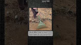 Alat Untuk Bersihkan Sisa Daun Ranting Di Kebun sapu pertanian petani tutorial trending short