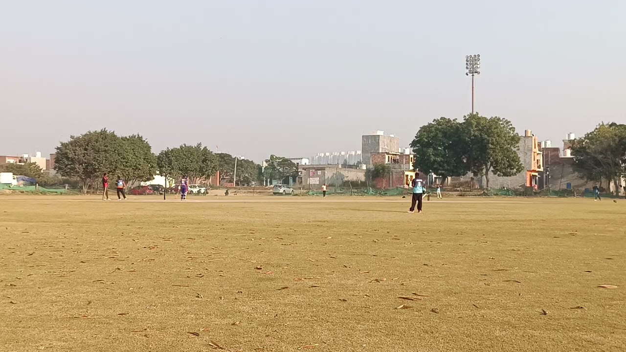 full overview and behind the camera, 