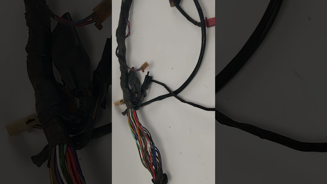 Chicote Principal Kawasaki ZX 11 1996 com avaria