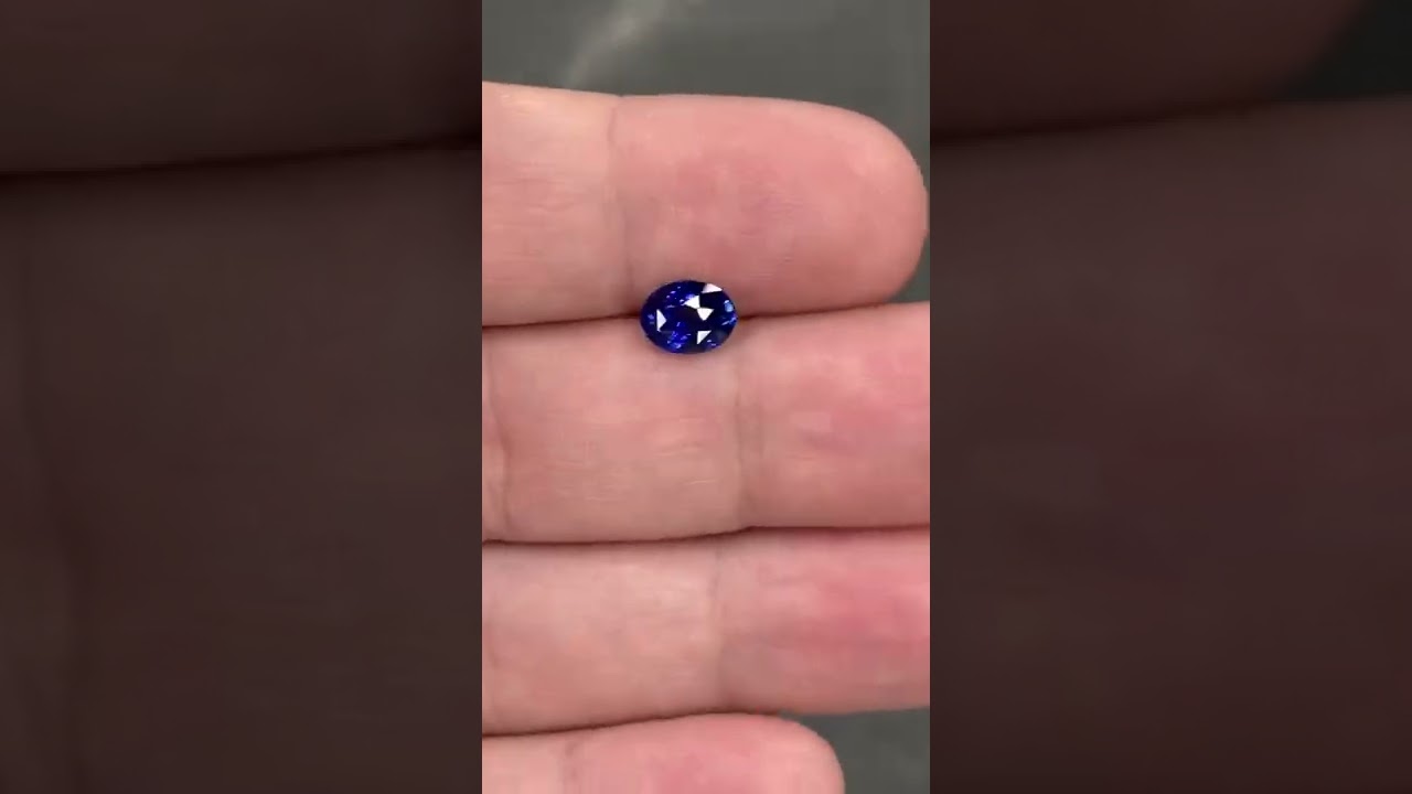 1.55 ct oval sapphire 8 x 6 mm