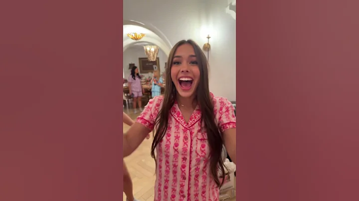 TO HAVE FUN ☀️💐🍭🍬 #preppy #lisishops