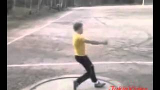 Hammer Throw Accident.wmv