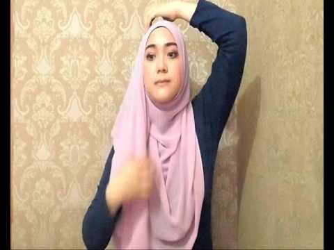 Intip Tutorial Hijab Ala Pipik, Yuk!  Doovi