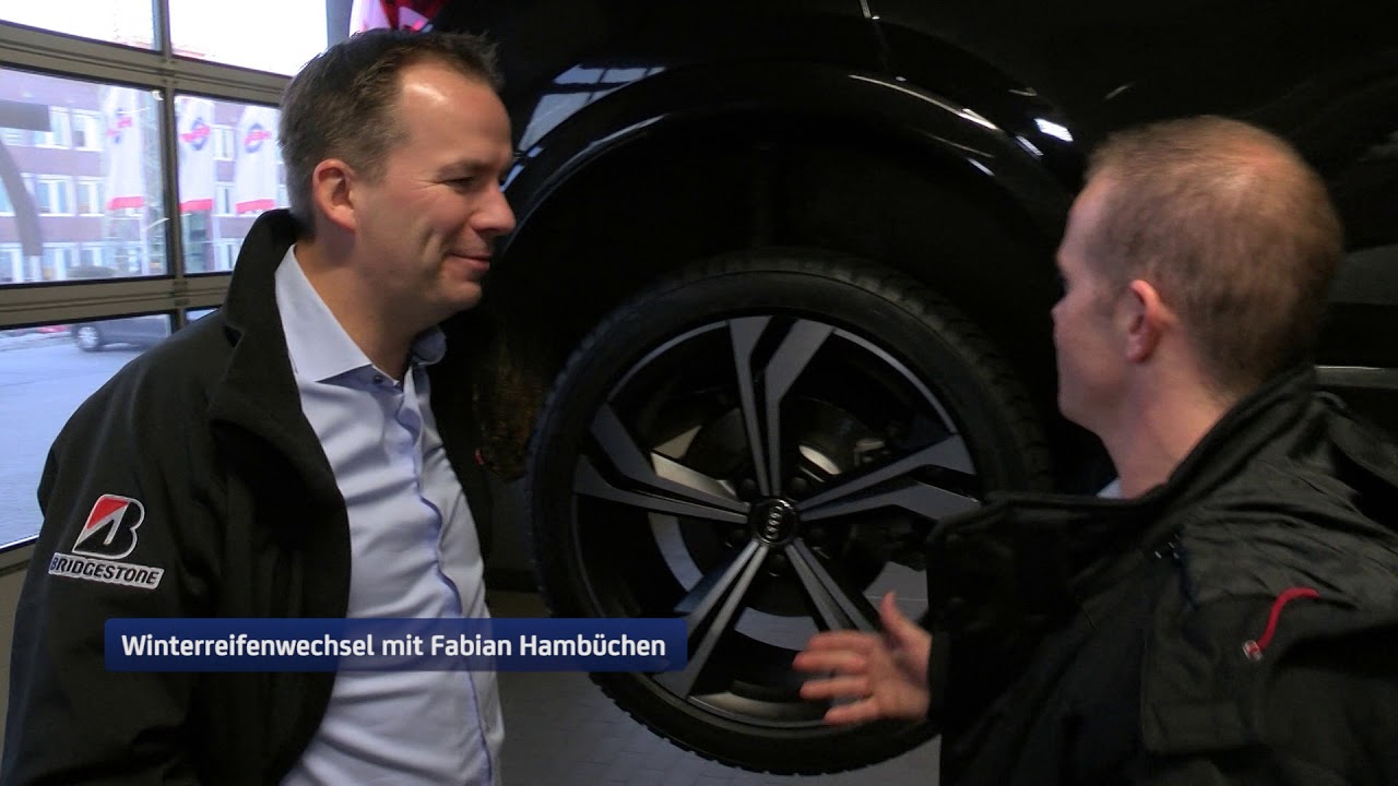 Raderwechsel Mit Fabian Hambuchen Bei Reifen Helm In Hamburg Gummibereifung
