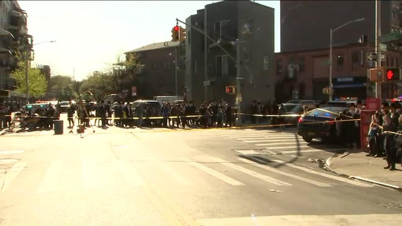 10-year-old girl dies after being struck by vehicle in Brooklyn - YouTube