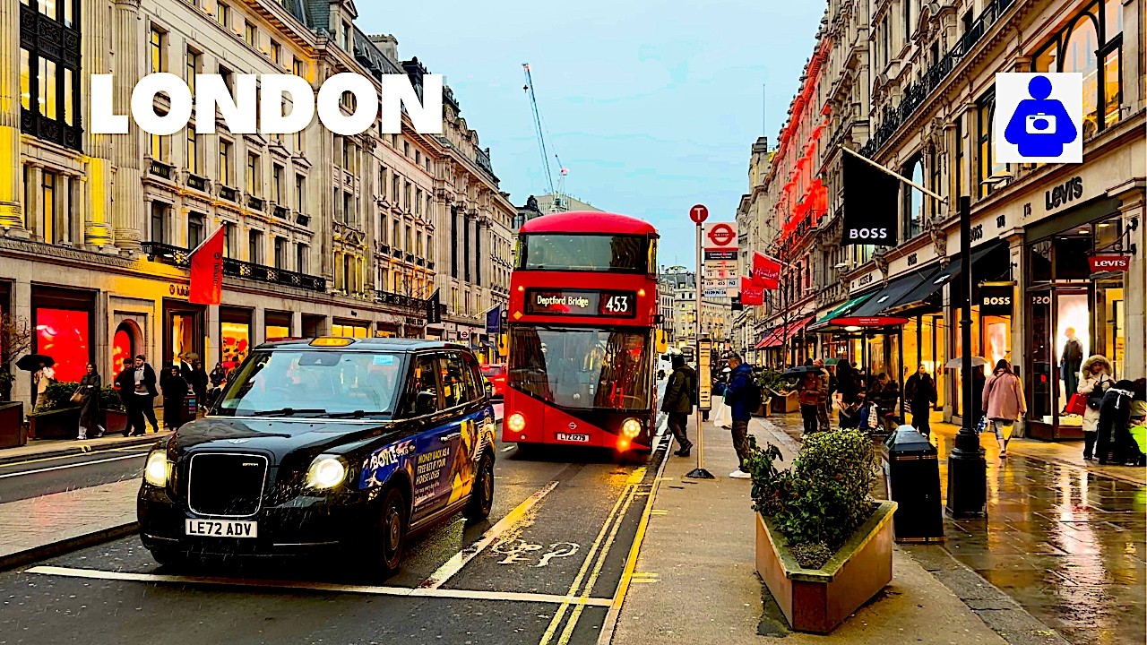 ☔️ Central London Rainy Walk | Iconic West End Streets, Leicester Square to Holborn