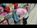 Ngajak Si Kecil Belanja Mainan