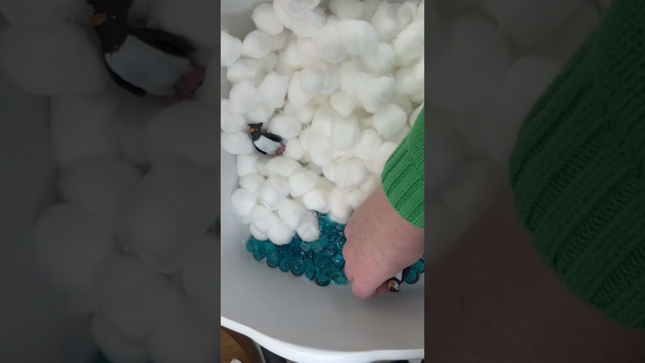 These Winter Sensory Bin Ideas for Kids Are So Fun!