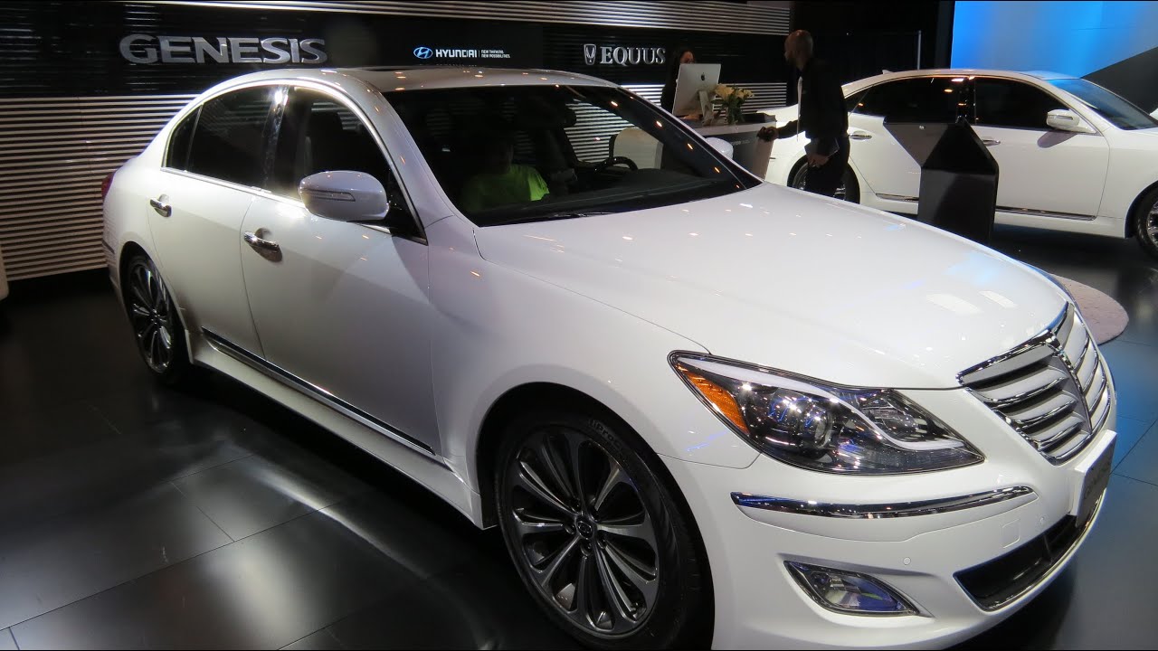 2013 Hyundai Genesis Sedan 5.0L R-Spec At The 2013 Canadian Int Auto