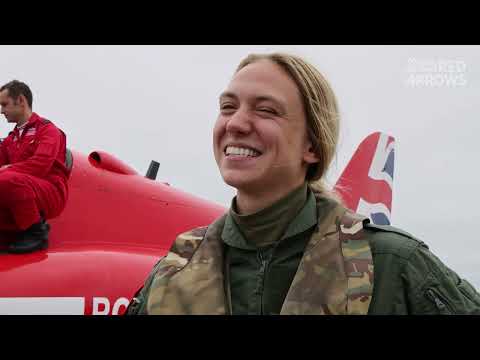 Lioness flies with the Red Arrows in the US