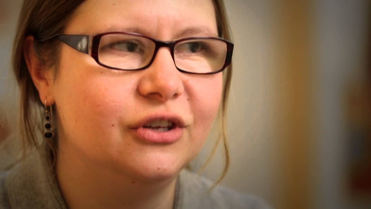 Professor Hannah Thompson, Professor of French | Royal Holloway University of London