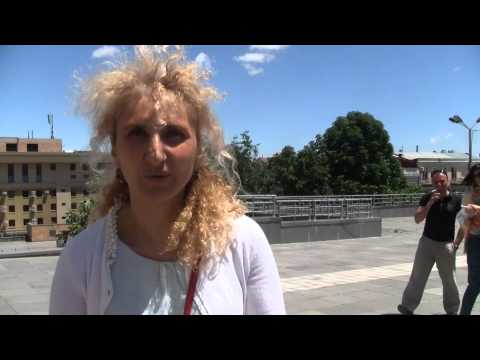 ''მედეა VS მედია'' - აჭარელი ჟურნალისტის მხარდასჭერი აქცია კანცელარიასთან