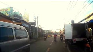 Đóng Cửa Thùng Xe Bất Cẩn