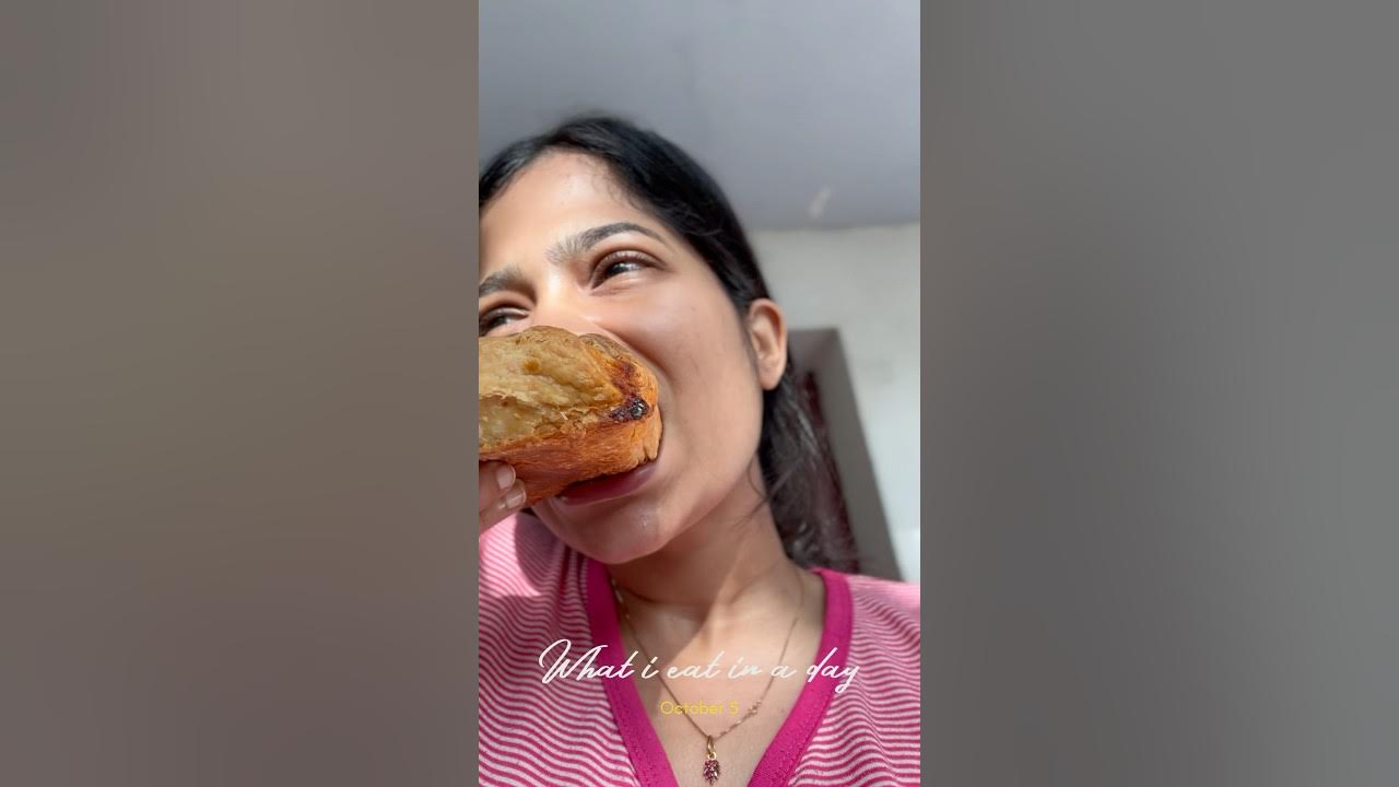 Does eating your favourite food make you happy?youtubeshorts shorts