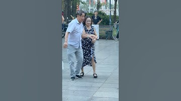 Cuộc sống vui vẻ hạnh phúc tràn đầy ❤️ #giaitri #youtubeshorts #dance