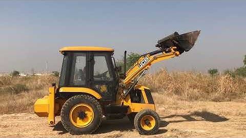 Lot 77 - JCB 2DXL Super Loader