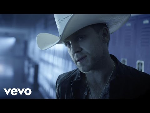 Justin Moore