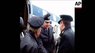 SYND19/11/71 WEST GERMAN NEGOTIATOR, EGON BAHR, ARRIVES FOR TALKS WITH EAST GERMAN OFFICIALS