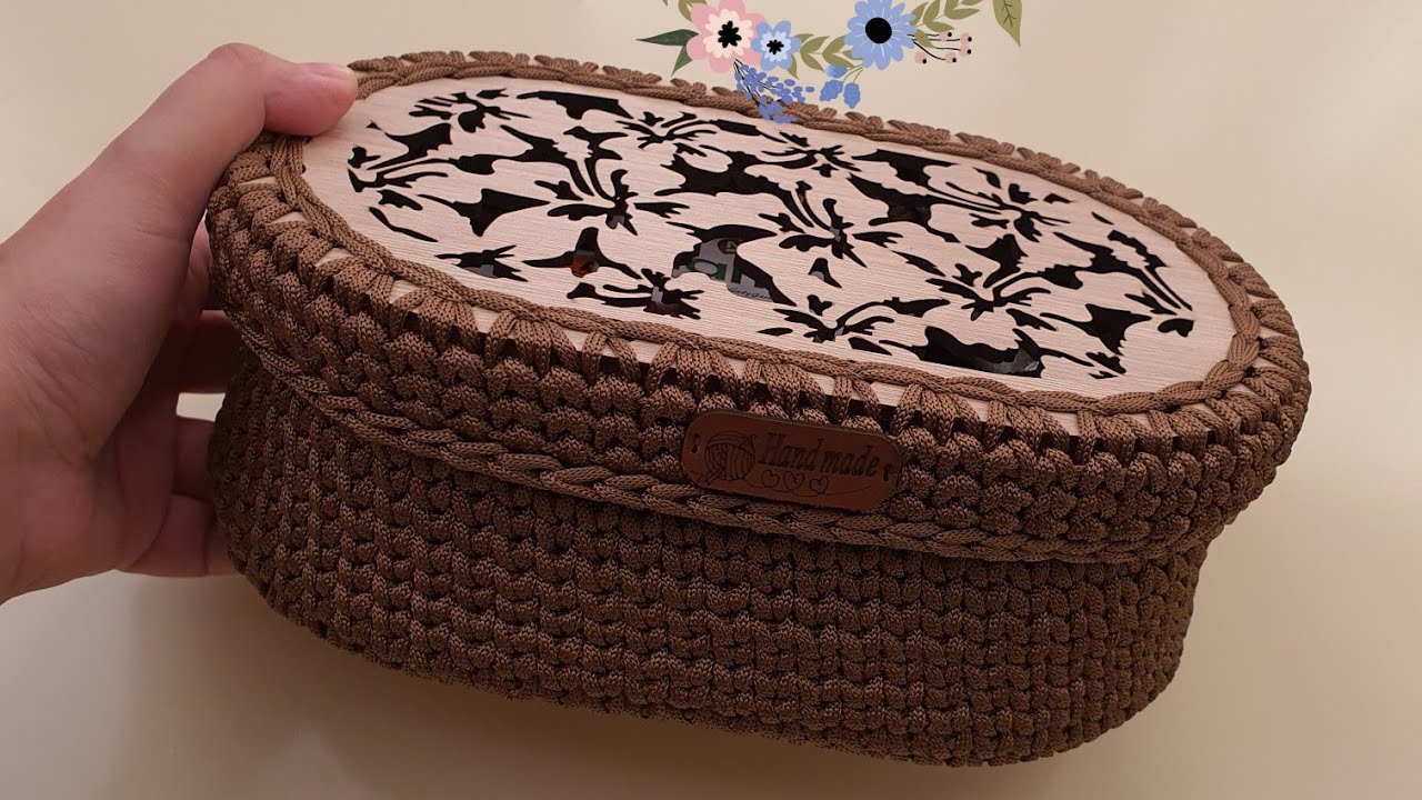 كروشية بوكس بيضاوي بخيط القيطان بغطاء و قاعدة خشبية crochet a box with wooden base