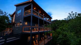 Vacation at Honey Bear- 4 beds 3 baths just minutes from top attractions. Perfect for family fun!
