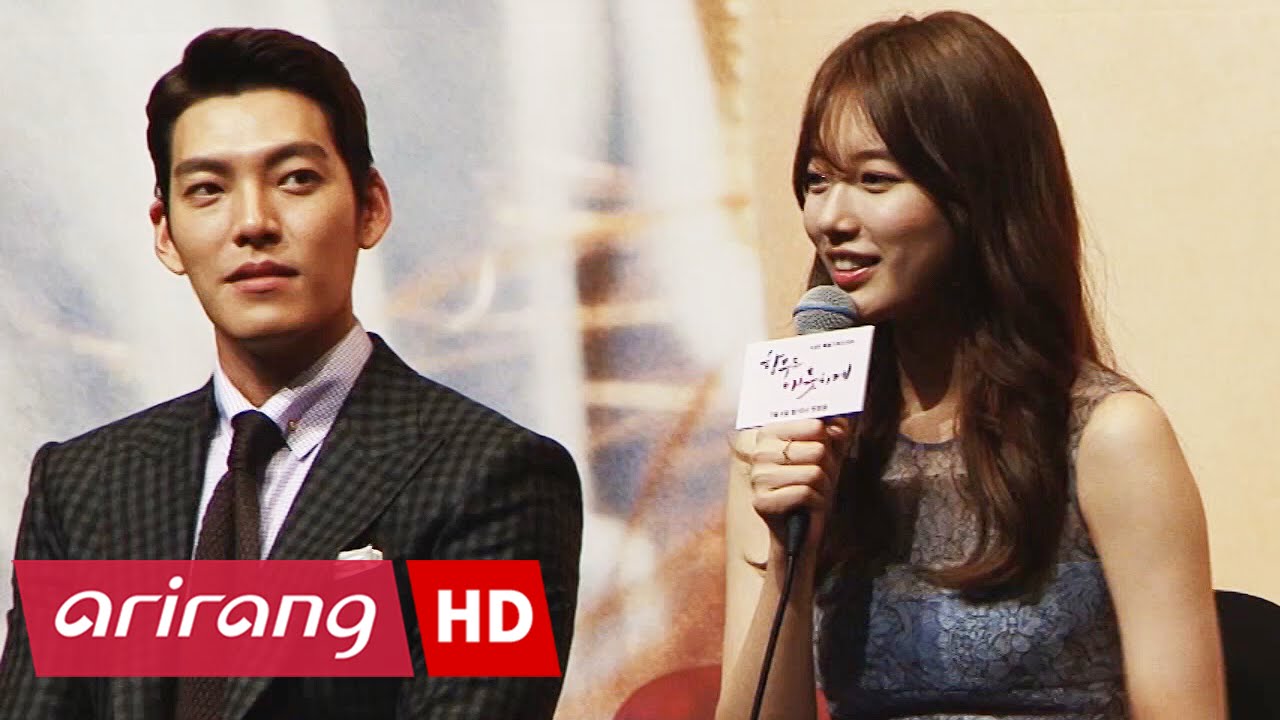 Showbiz Korea _ Suzy(수지) & Kim Woo -bin(김우빈) Interview _ Uncontrollably Fond