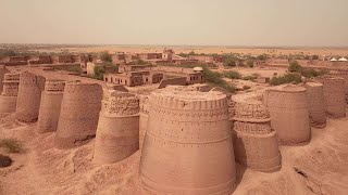 Derawar Fort Inside View | Thar Desert का Ancient Wonder | Pakistan Vlogs by Vlogger Sandeep"