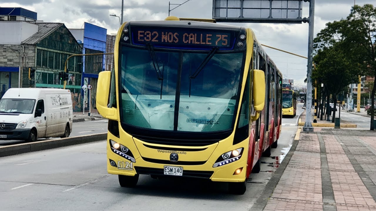 Movimiento de buses - Bogotá  Colombia - Urbanuss Pluss S5 Biarticulado Scania F340HA Euro VI GNV