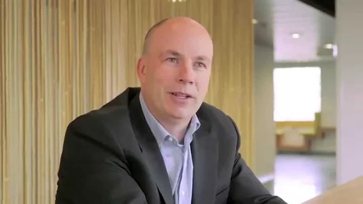 Aegon careers - meet Darryl Button,  Chief Financi...