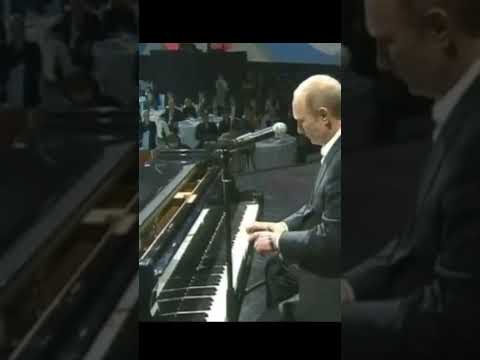 Путин Играет На Пианино
