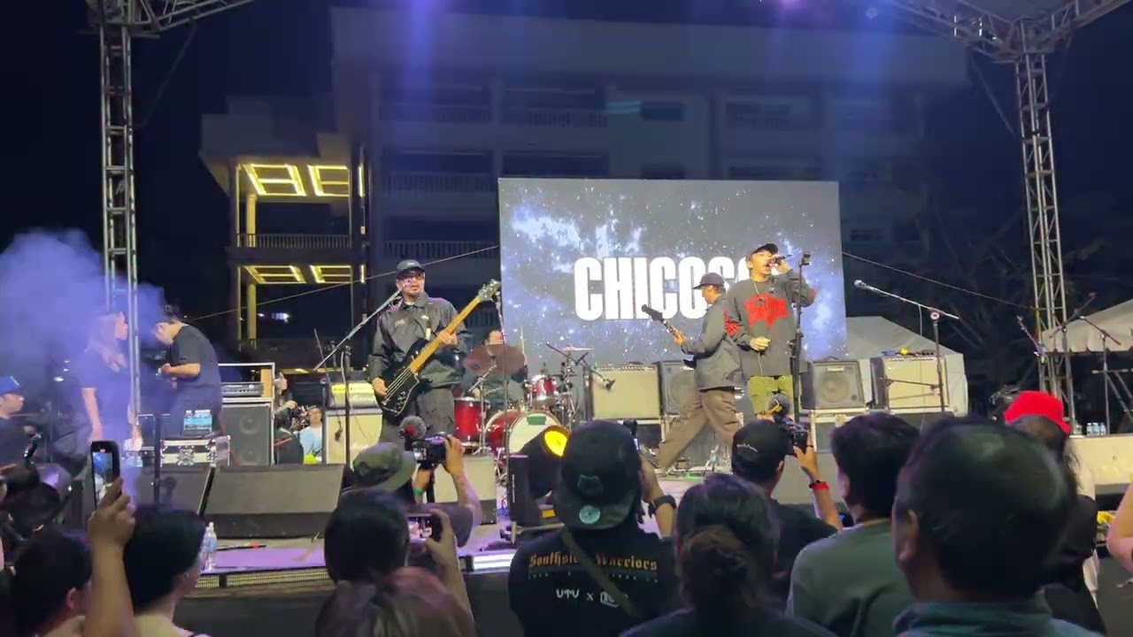 Paris :Chicosci