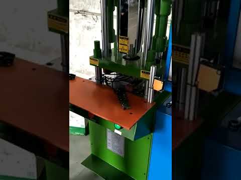 35-Ton Patch Cord Plastic Injection Molding Machine