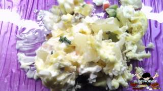 САЛАТ С КРАБОВЫМИ ПАЛОЧКАМИ, АНАНАСОМ И СЫРОМ САЛАТ С КРАБОВЫМИ ПАЛОЧКАМИ, АНАНАСОМ И СЫРОМ