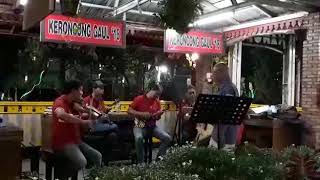 Download lagu TUNJUNG MEKAR DIWAKTU MALAM DI CAFE KANOFI KRONCONG GAUL MAS KONCO MBAHROWO