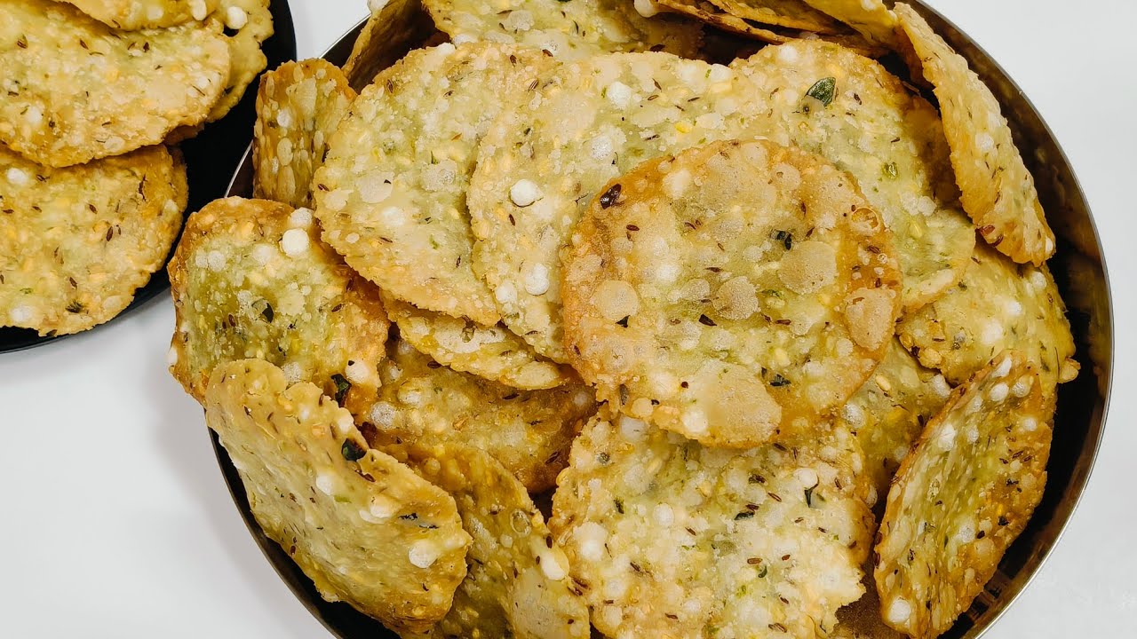 పప్పు చెక్కలు 1/2kg బియ్యంపిండి తో పక్కా కొలతలతో క్రీస్పి గా చాలాబావుంటాయి | Chekkalu Recipe...