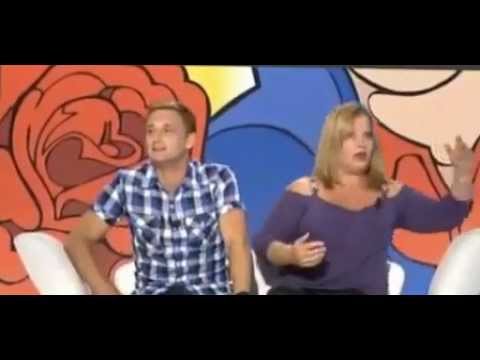 une femme frappe et insulte son copain en direct à la tv aux zamours !!! mdrrrrrr