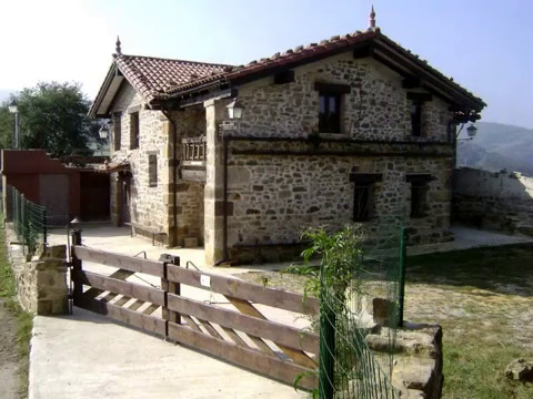 CONSTRUCCIÓN DE CASA RURAL EN CANTABRIA - YouTube