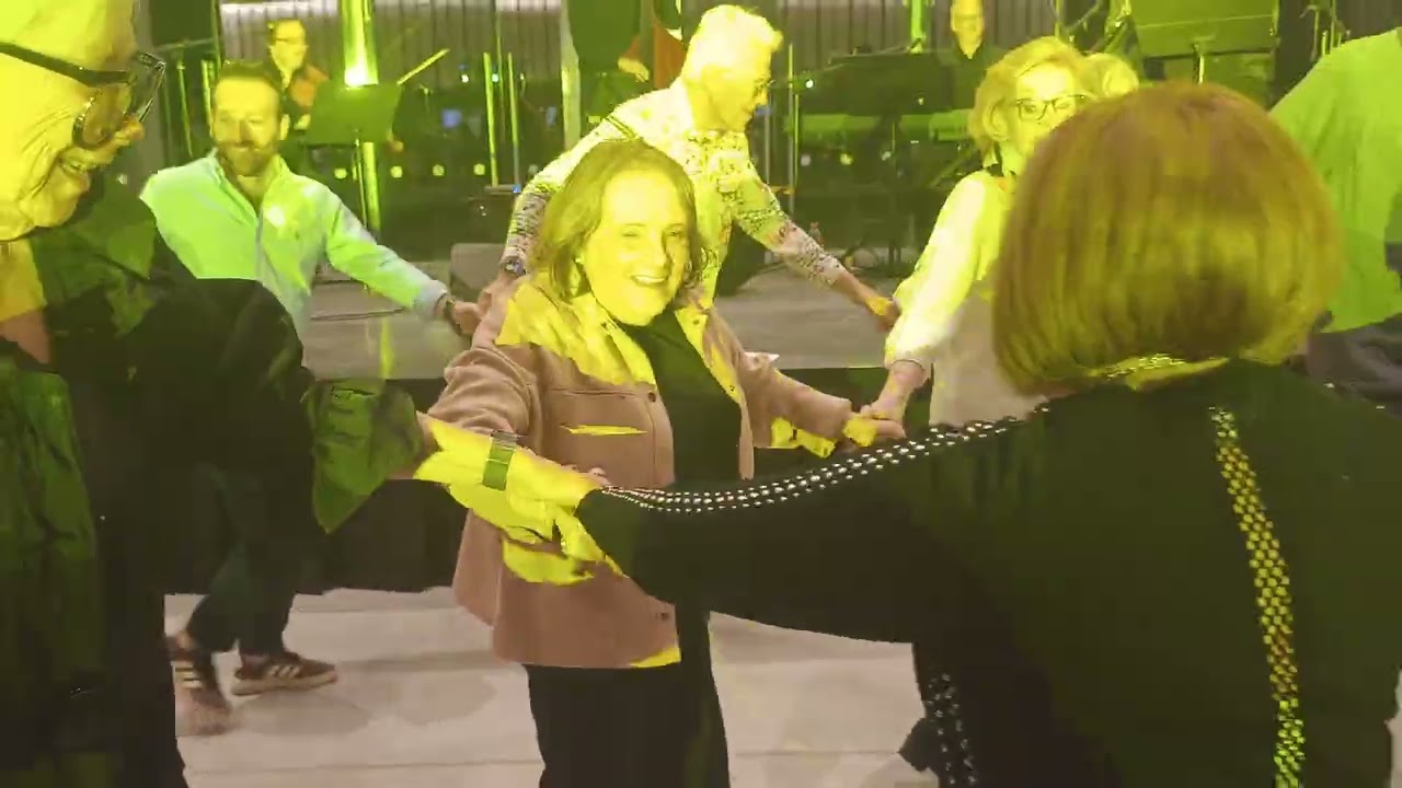 Un mir zainen ale brider. Gran Buelak Simje Arie Litvak, Yaki Luer, Zisl y los Klezmerson