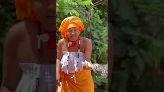 Miss Nadia En Action