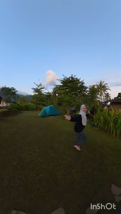 Sitinggil Glamping di pagi hari, Banyubiru