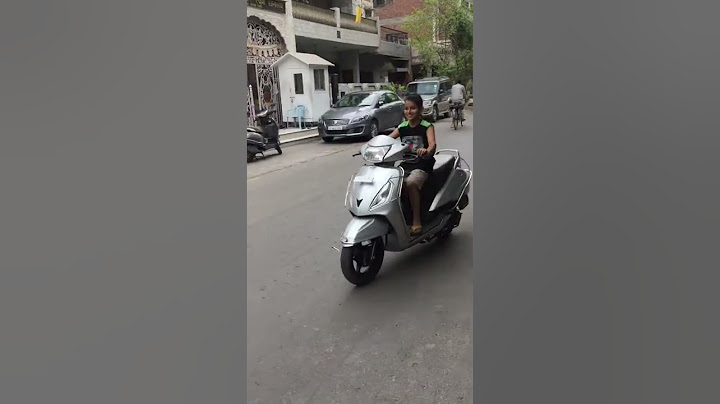 11 years old kid riding  scooty #viral