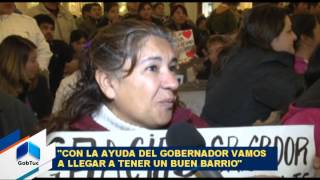Alperovich participó de la firma de escrituras del Barrio Nestor Kirchner - Gobierno de Tucumán