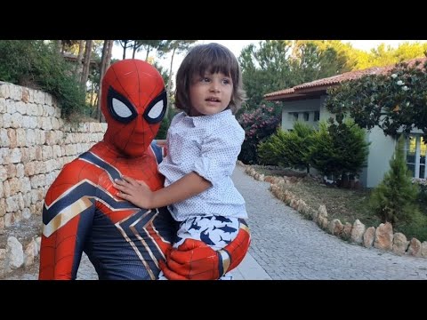 Fatih selim ve spiderman yine buluştu örümcek adam heryerde yanımıza geliyor çok mutluyuz