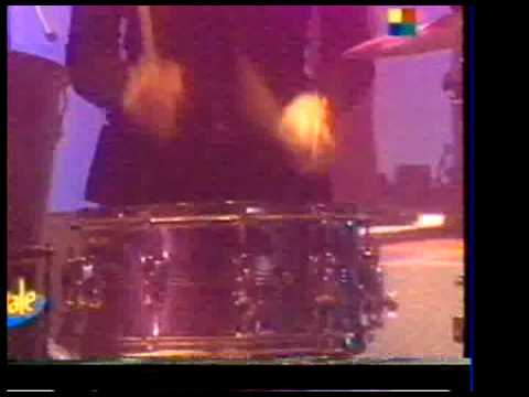 Oscar D'Auria on Drums - Live TV - Valeria Linch